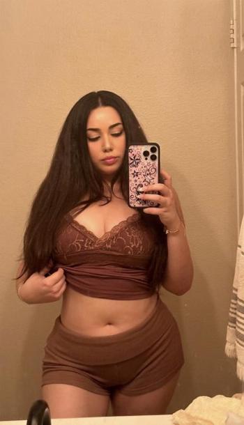 831-435-4229, 25  female escort, Santa Cruz