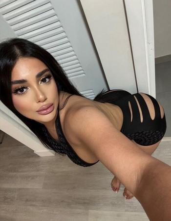 213-992-7757, 26  female escort, Santa Cruz