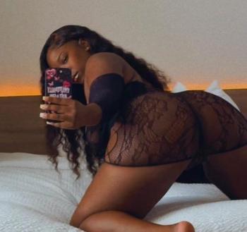 Ryan, 25  female escort, Santa Cruz