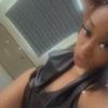 Paris, 25  female escort, Santa Cruz
